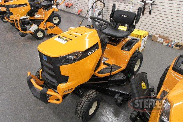 2017 Cub Cadet XT2 LX54_0.jpg